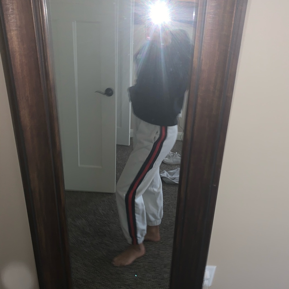 Sweats - Picture 7 of 7